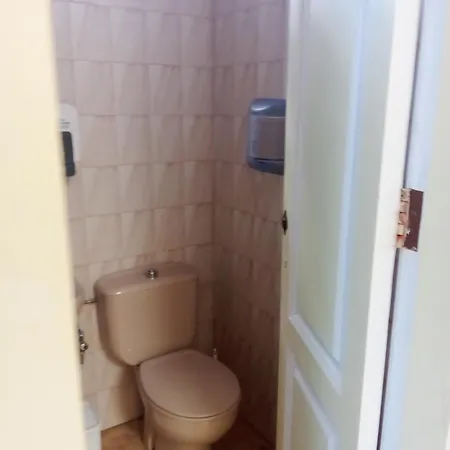 Casa Escuela Quarto em Acomodações Particulares *